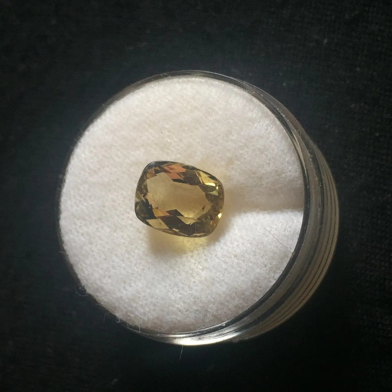 5.85 ct HELIDOR GEMSTONE