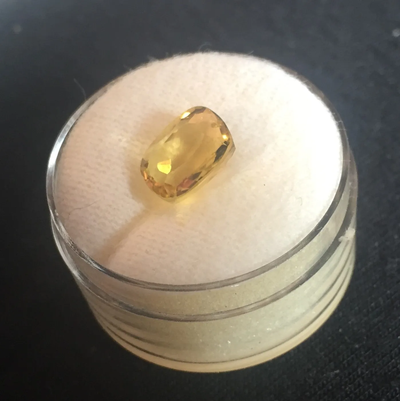 5.85 ct HELIDOR GEMSTONE