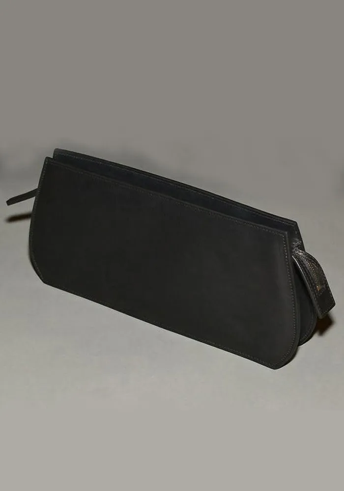 ANN DEMEULEMEESTER ZIPPED LEATHER CLUTCH BAG BLACK