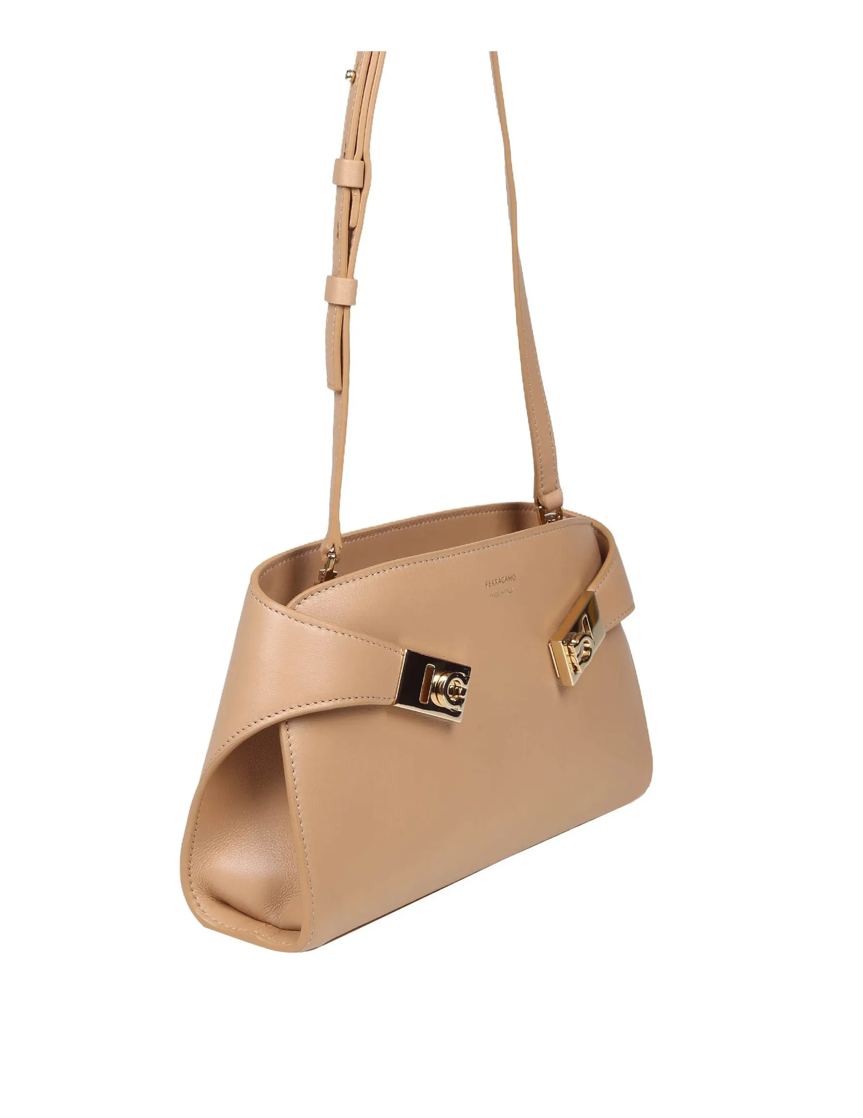 FERRAGAMO HUG CLUTCH IN LIGHT CAMEL COLOR LEATHER