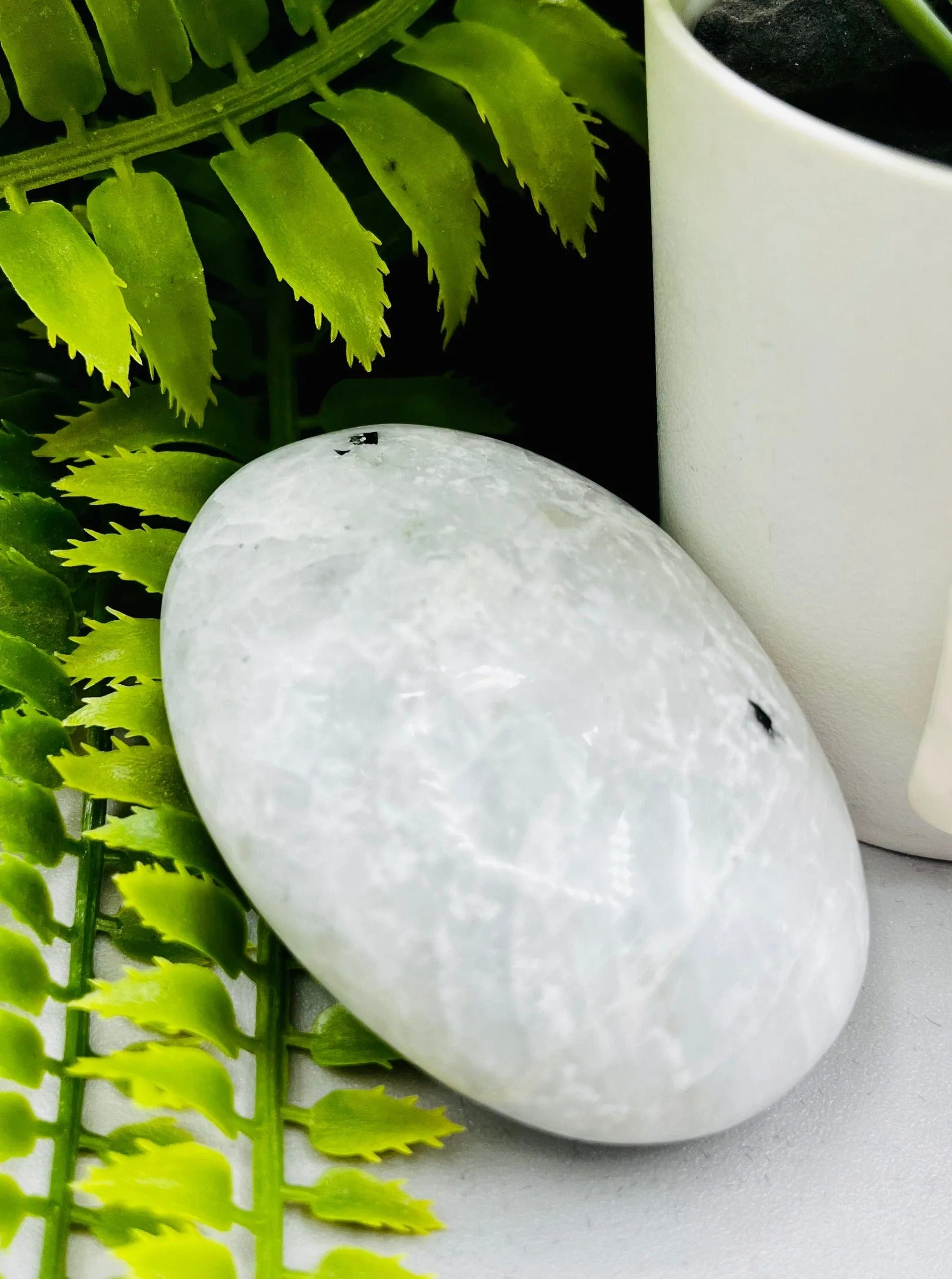 Moonstone Palm Stone