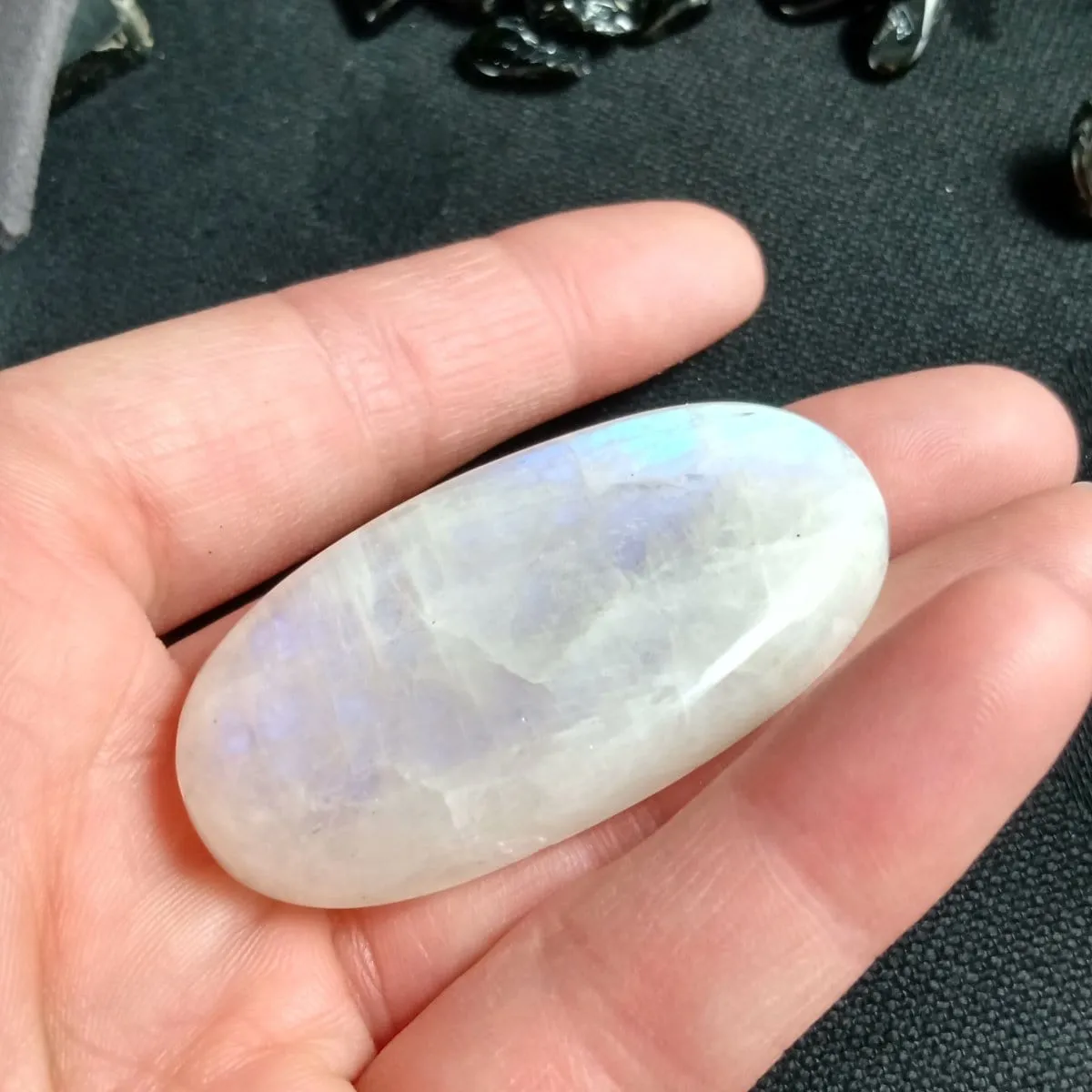 Rainbow Moonstone Cabochon (20.6 g)