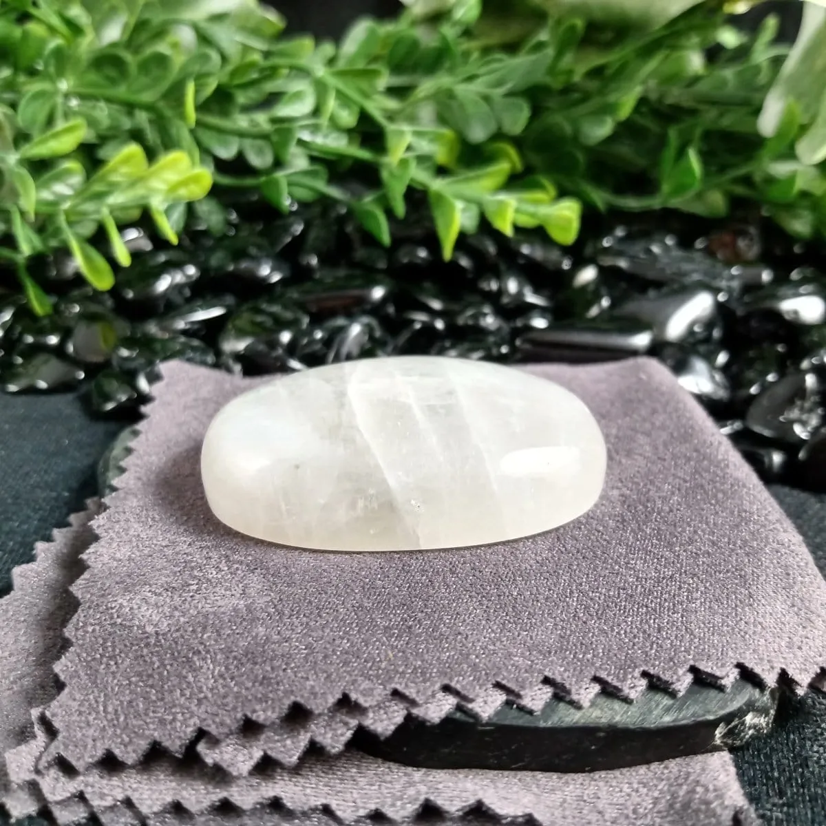 Rainbow Moonstone Cabochon (23.6 g)