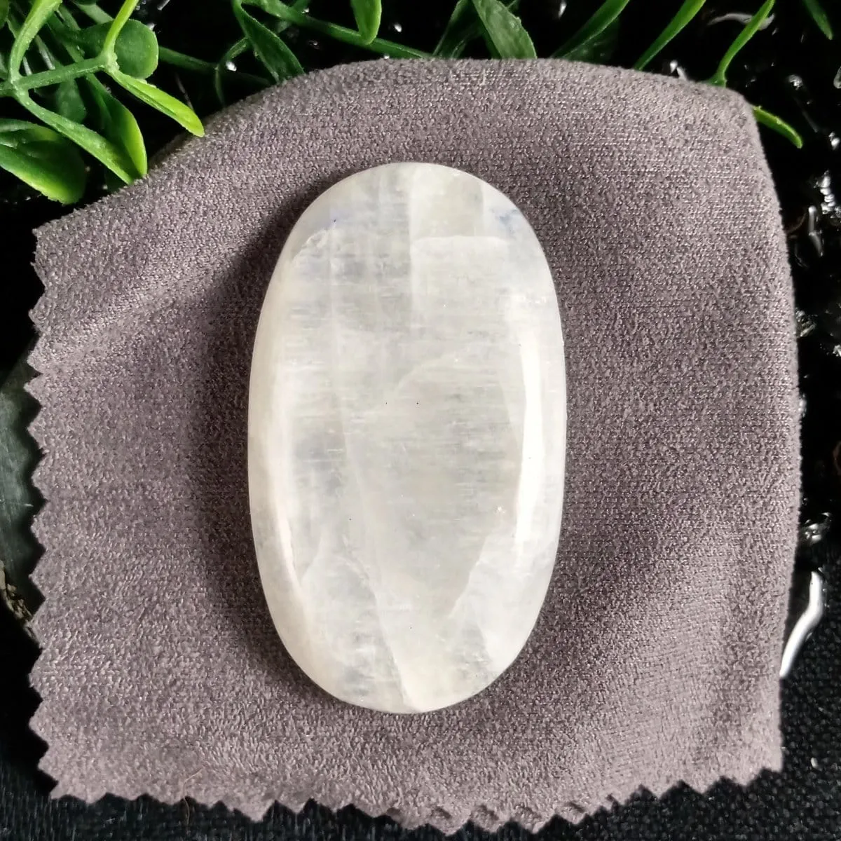 Rainbow Moonstone Cabochon (24.5 g)