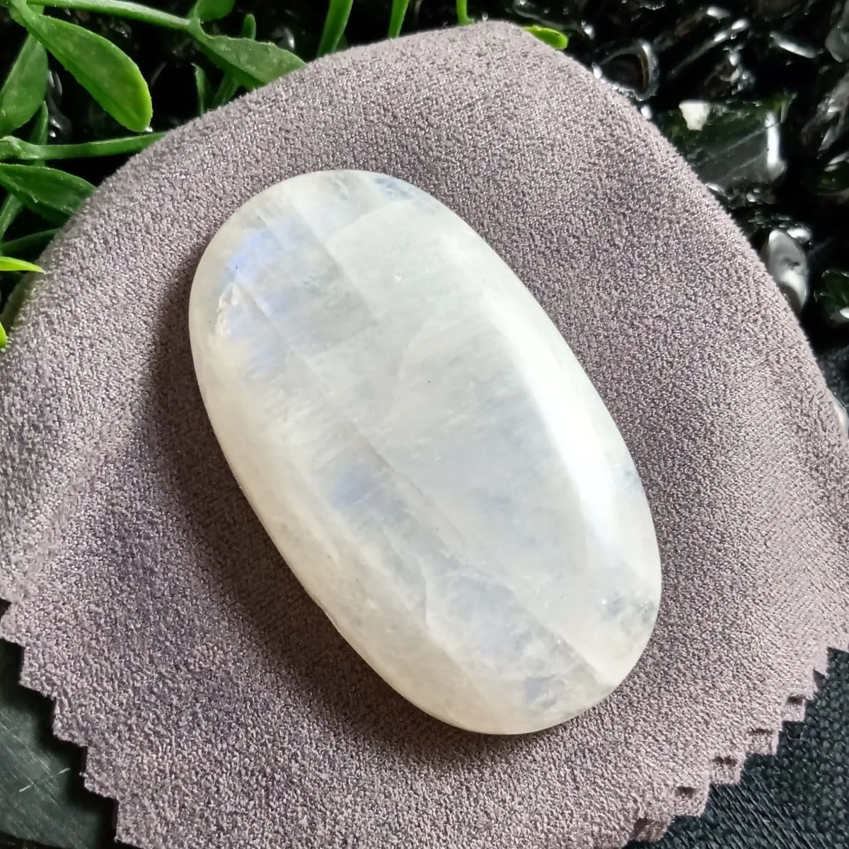 Rainbow Moonstone Cabochon (24.5 g)