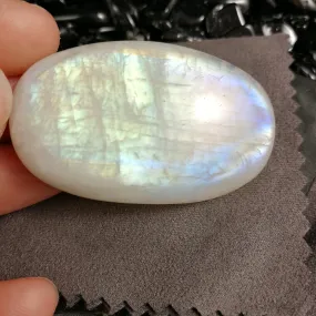 Rainbow Moonstone Cabochon (24.6 g)