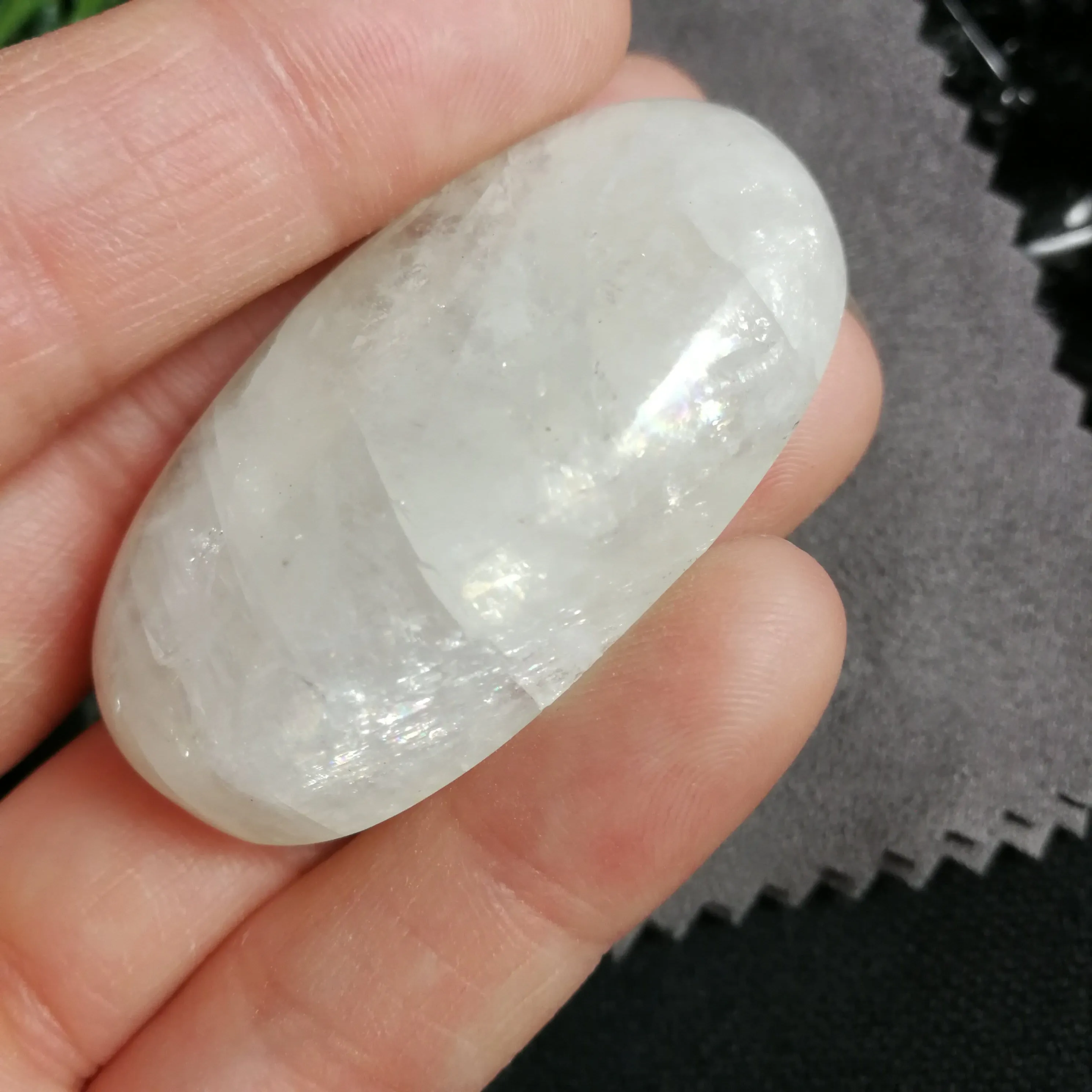 Rainbow Moonstone Cabochon (26.8 g)