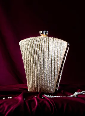 Shell Shaped Clutch