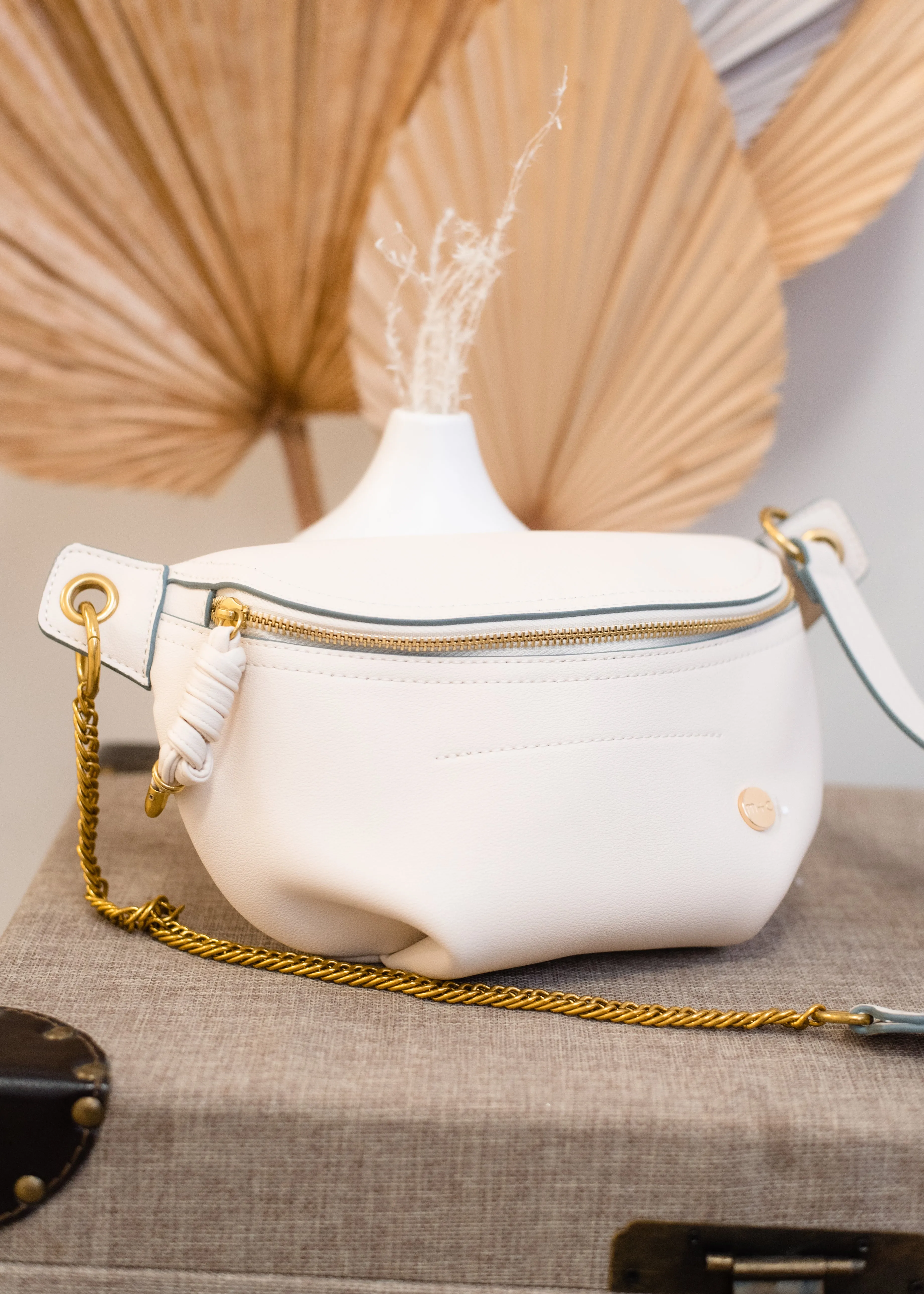 The Catherine Crossbody