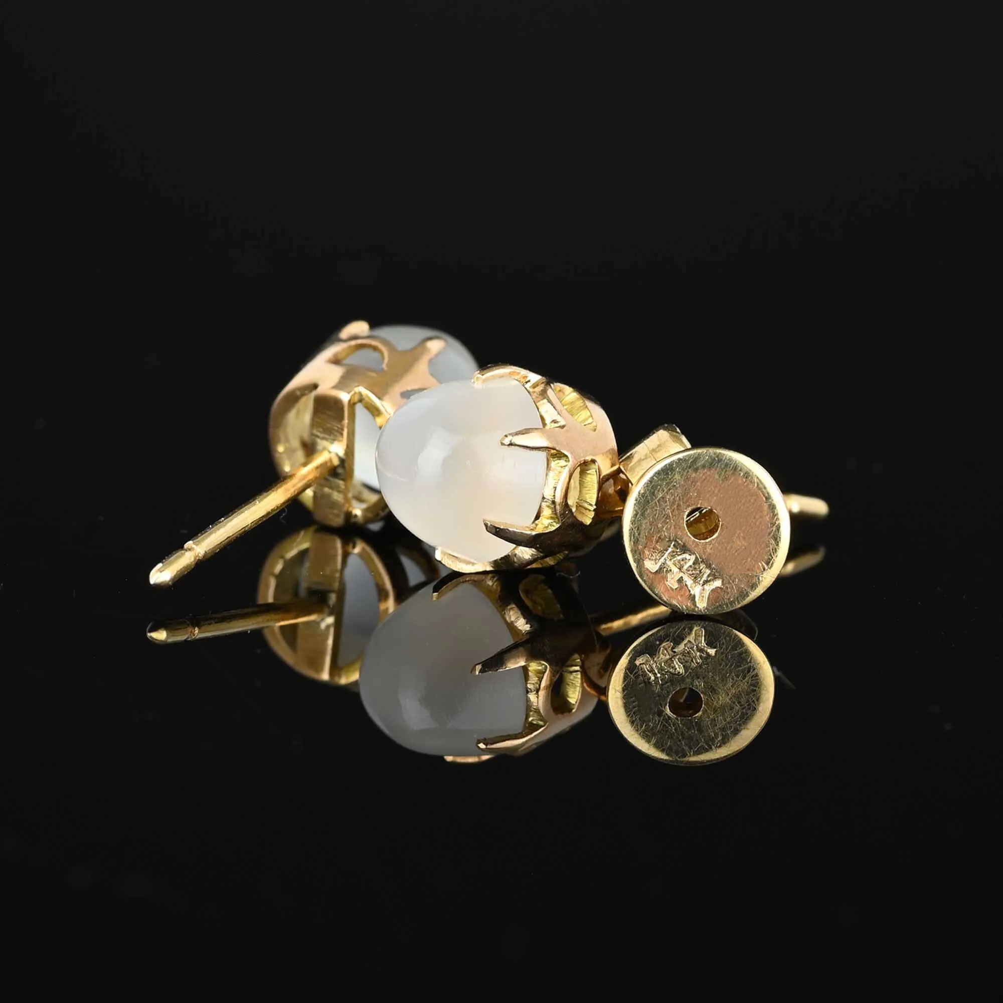 Vintage 14K Gold Cabochon Moonstone Stud Earrings