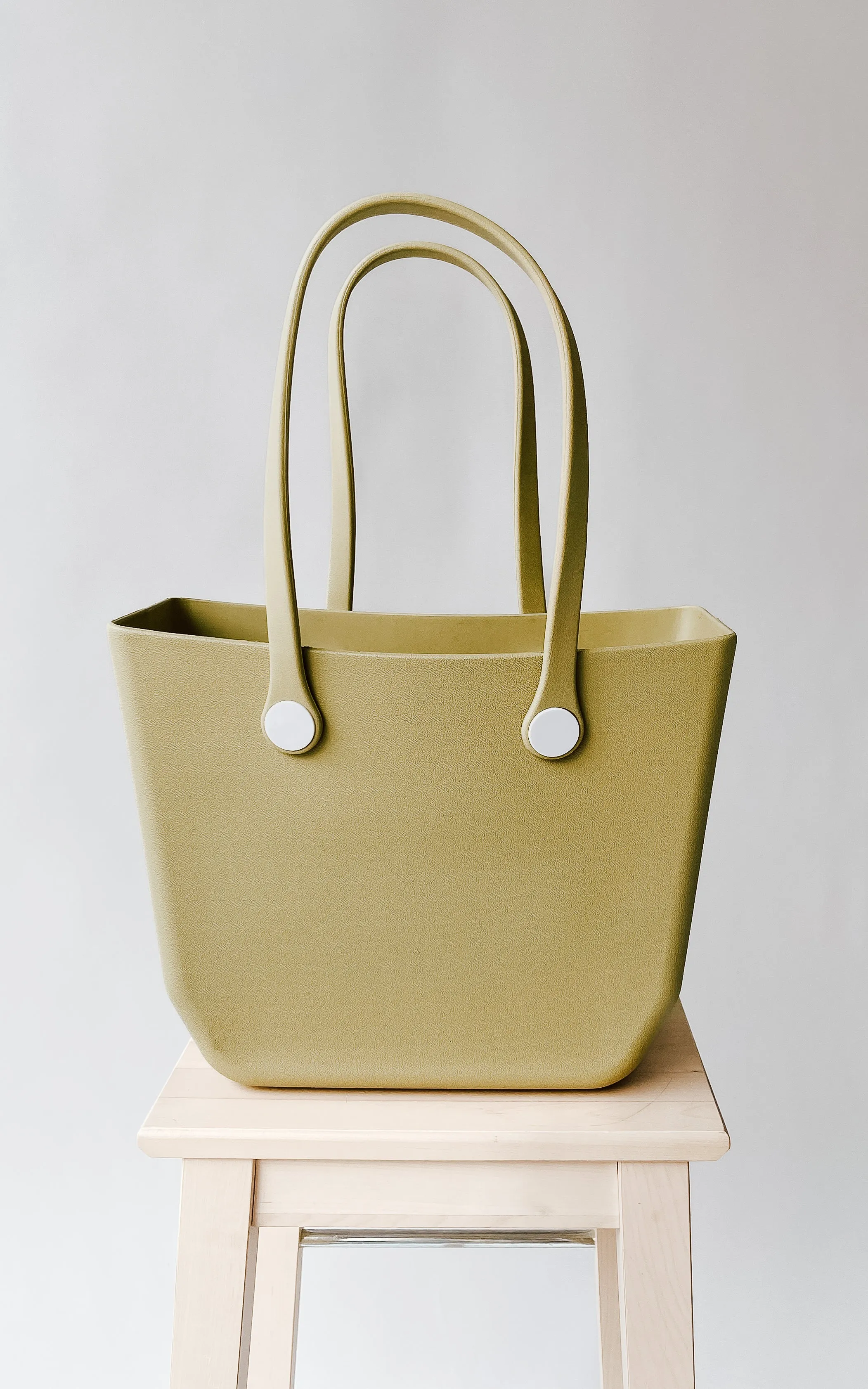 Vira Everyday Versa Tote