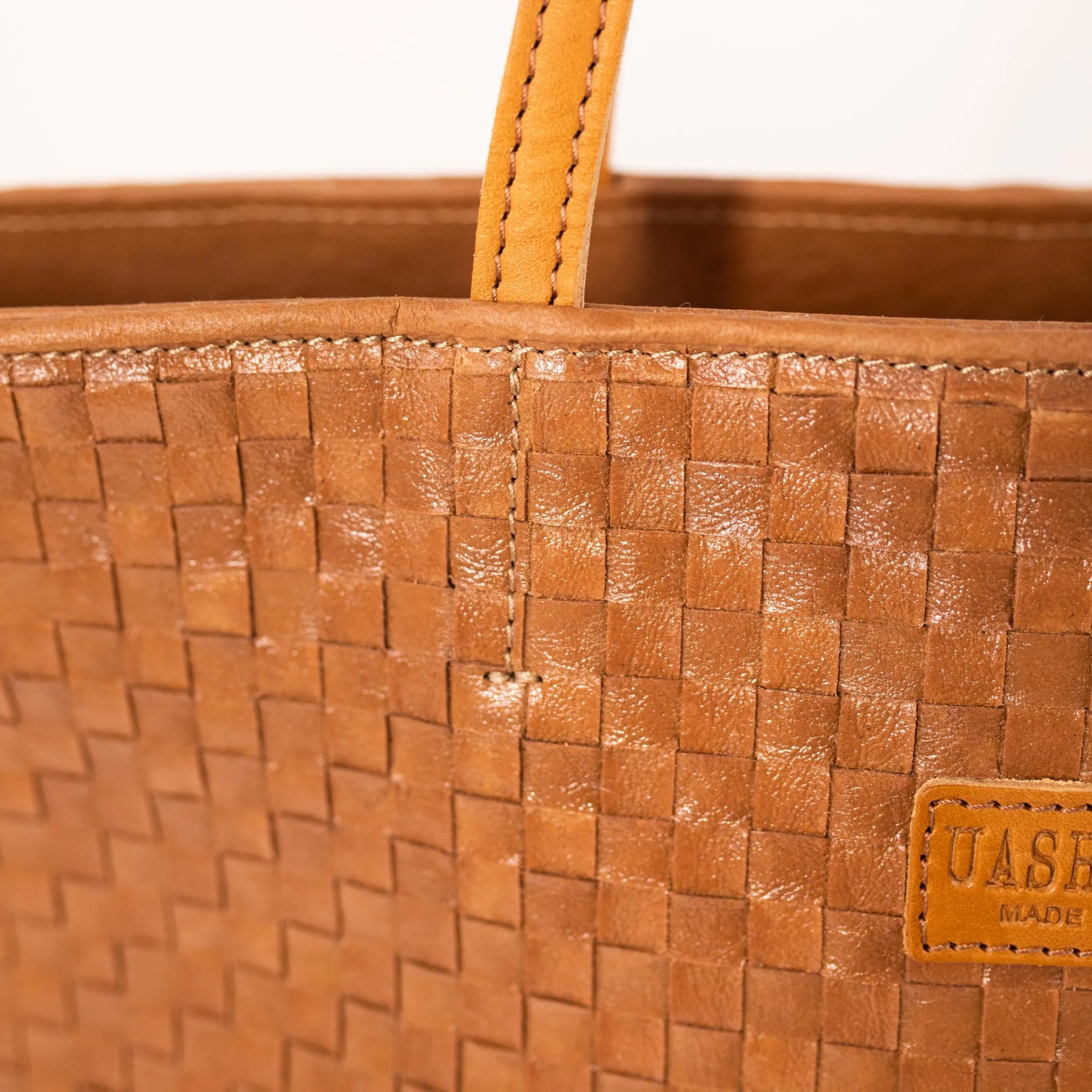 Washable Paper Tosca Bag in Woven Cuoio