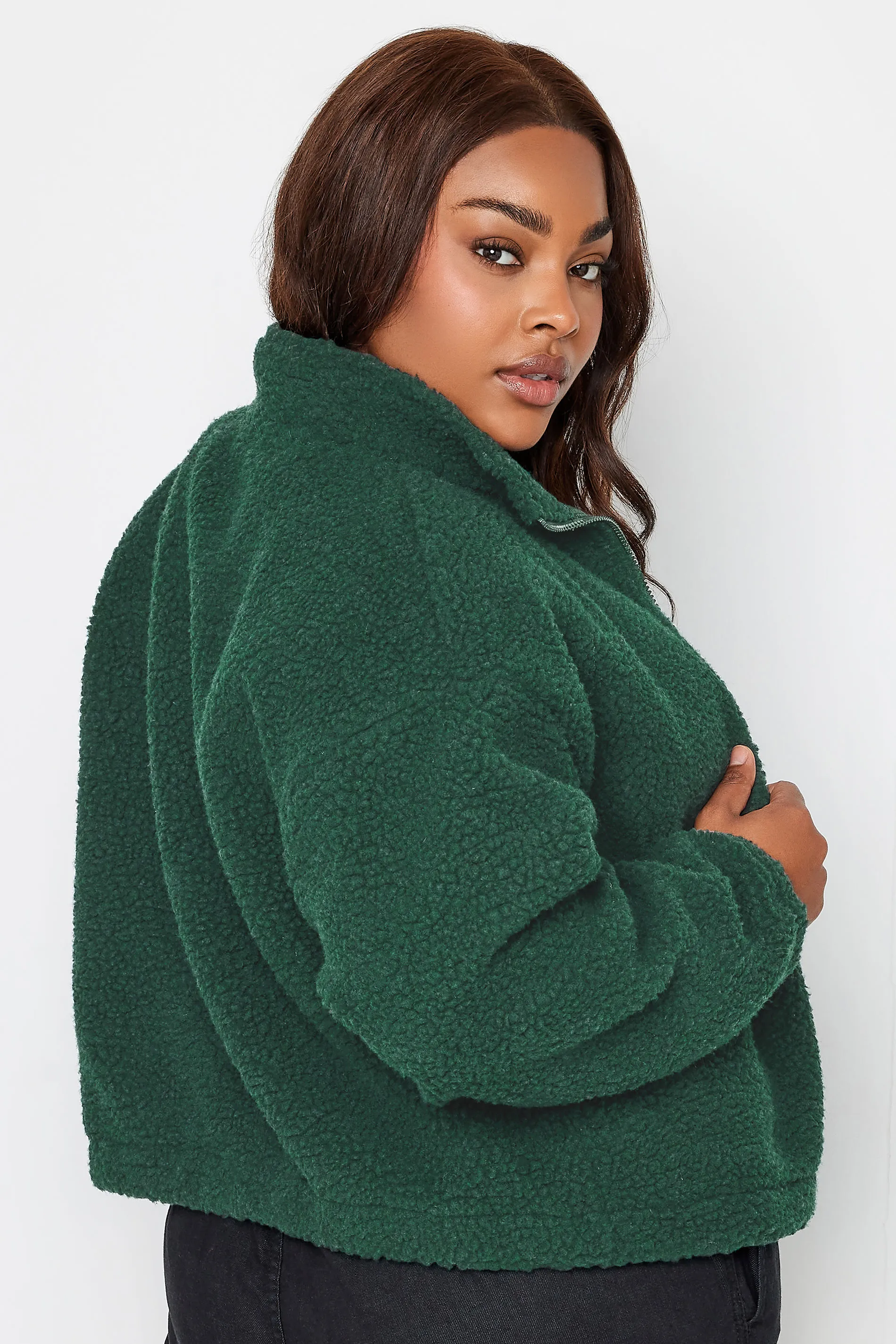 YOURS Curve Forest Green Cropped Zip Through Teddy Fleece